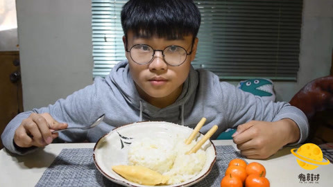 瘾食星球 隔着屏幕都有味的榴莲饭