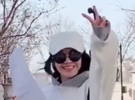 综艺吃瓜社 许晴50岁！进可萝莉退可熟女！