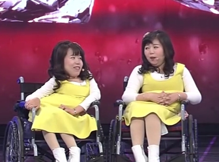 幸福来敲门【天津卫视】 幼年丧父母亲带女儿看病