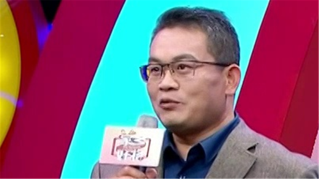 好物推荐人解西周介绍家乡特色产品
