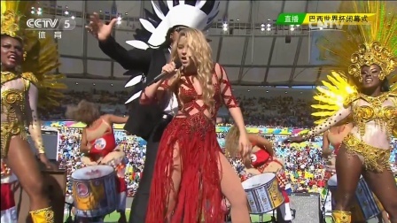 【闭幕式】32个参赛球队的演员手持国旗起舞 拉丁天后夏奇拉与布朗献唱歌曲