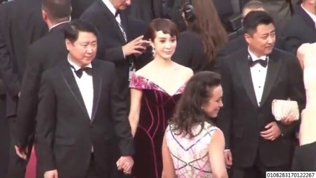 娱闻第一速递 2017 9月 好命嫁入百亿豪门 如今42岁的她变成这样 170926