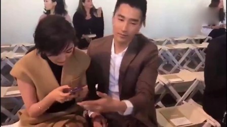 嘻嘻娱乐 2017 11月 杨幂和赵又廷 女生自拍日常VS直男奔溃的日常 171122