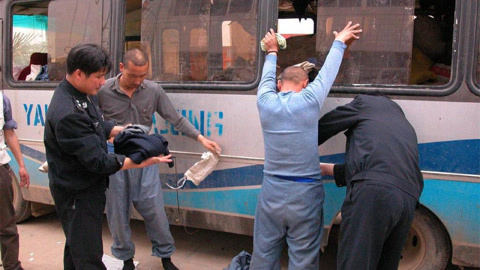 正确看待地域歧视 河南人告诉你井盖都去哪儿了