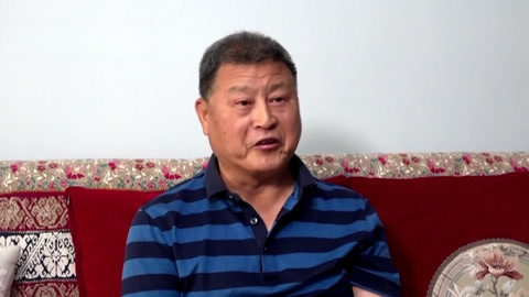 丈夫一意孤行 妻子进退两难