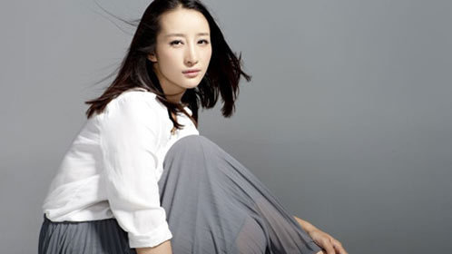 真的假不了 李舒桐秀女汉子本色徒手抓虫