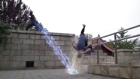 神奇的老皮 第一季 精壮男子开挂猛追红衣少女 16