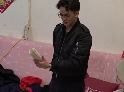 变形计之成长之路 “教书先生”钱多多上线？