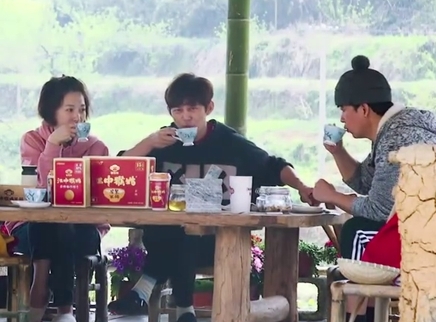 向往的生活2 独享版 潘粤明李小冉成最“安静”嘉宾
