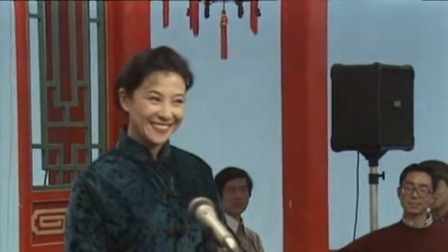 央视1987春晚 王馥荔陈裕德小品《恩爱夫妻》，为保钱匣子笑点不断
