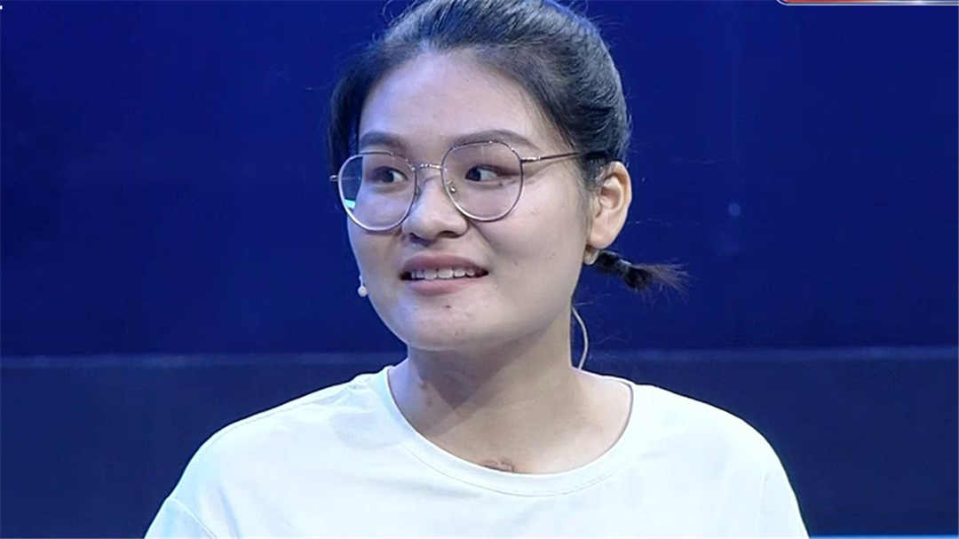 无法呼吸的痛 花季女孩的换肺人生