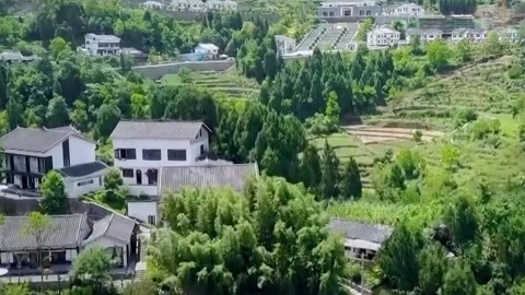 与梦想合拍 团结村的帽子戏法