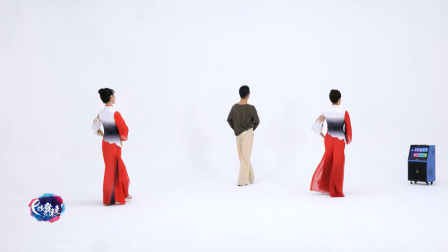 九儿-孙爱迪（背面展示）