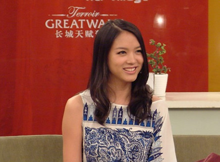 天下女人 张梓琳：丑小鸭变白天鹅的故事
