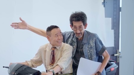 开播！情景喜剧 第二季 会员版：张晨光花式配音摩托引擎声，车保罗拍照幽默风趣