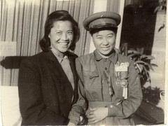 战场上的巾帼英雄，现代花木兰郭俊卿