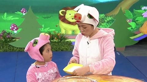 积木宝贝闯世界 第3季 小猪宝宝卷毛巾游戏