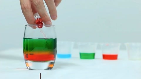 玩疯了手工帝 3分钟手工 几勺糖就能分层的神奇彩色杯