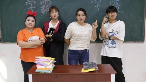 美女家务事 按学霸和学渣发粘土，没想学渣冬冬竟被老师区别对待，太惨了