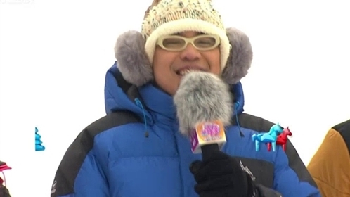 活力大冲关 二人转演员玩杂技