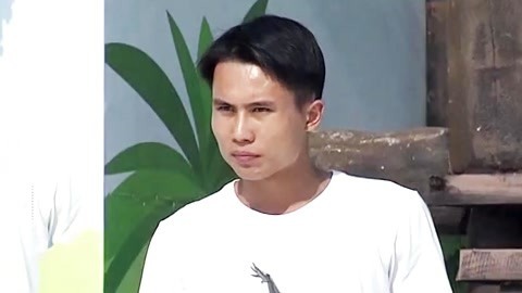 广东学生自称帅过郭富城 内蒙男生闯关险落水