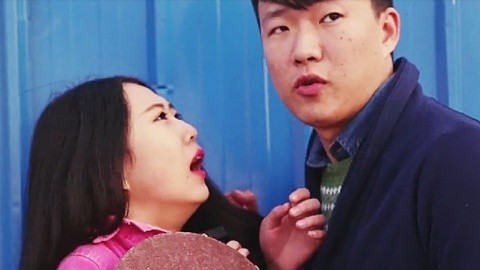 学校里的疯子 打劫！一不劫财二不劫色