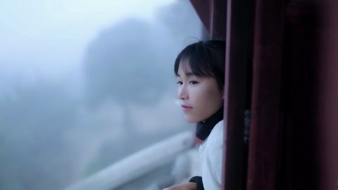 李子柒古香古食 满是酸甜回味的辣白菜
