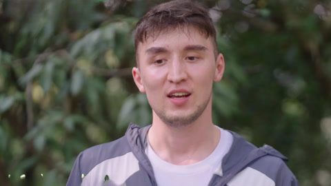 外国友人探寻贵州水族故事 聆听弹痕中的抗战回声