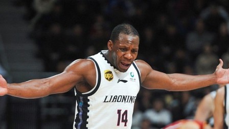 CBA 18/19赛季 辽宁VS浙江第一节：哈德森开局手感火烫连飙两记三分