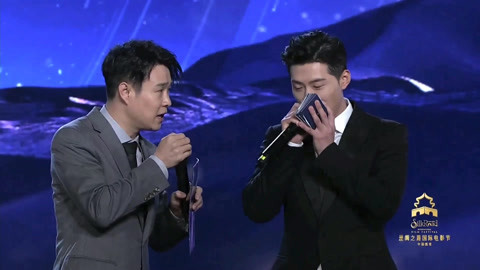 窦骁竟然给威震天配过音！