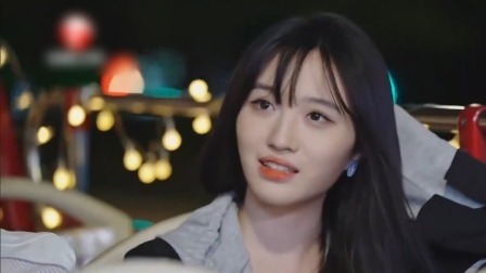 蜜食记第7季 蜜食少女感受海底美食，小宅源源上演马术大秀