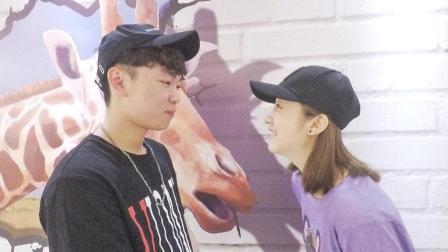 配对成功 看女生如何帅气反撩羞涩大男孩