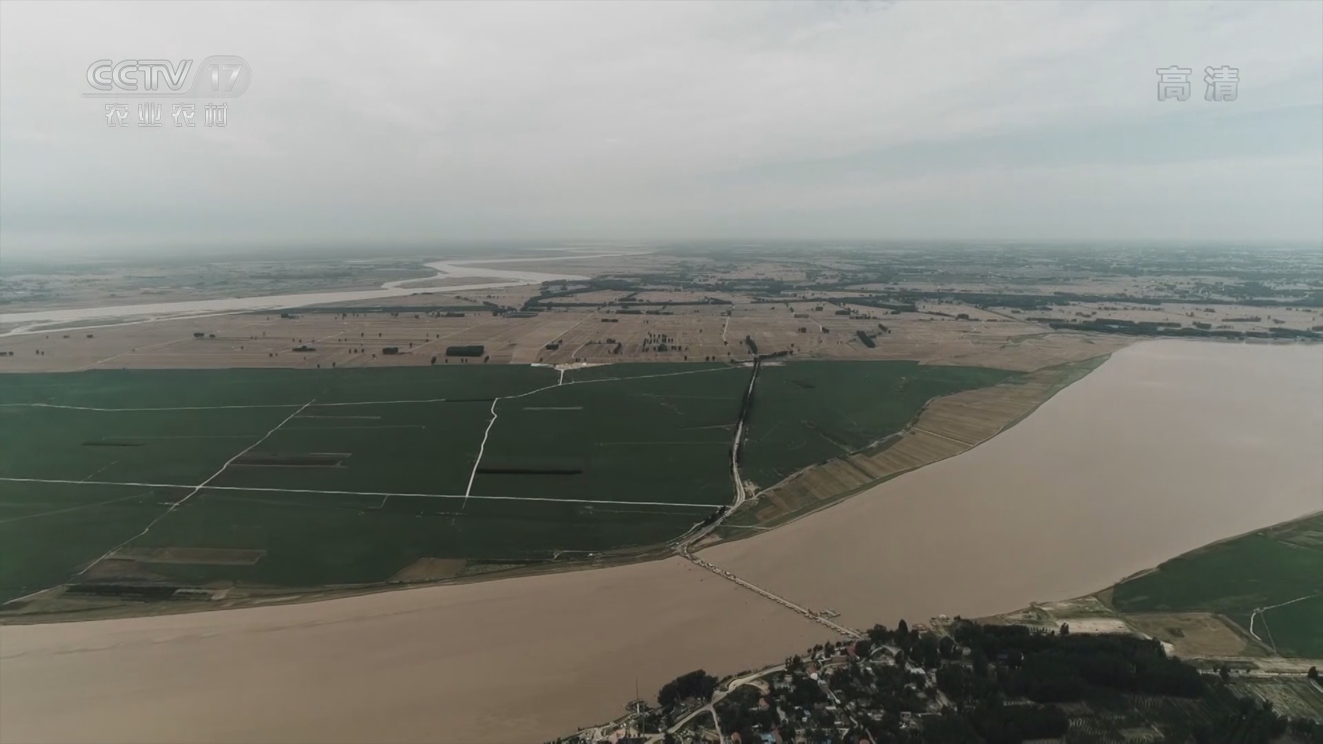 《土地 我们的故事》（贺岁片） 第6集 泡桐花开