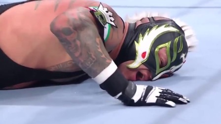 【英文解说】WWE SD 第1139期：神秘人为子复仇惨遭罗门断头锁