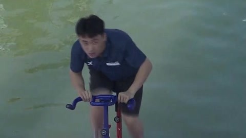 男生女生向前冲 第十四季 小弹壳男生矫捷冲关 坦言做校草需要身体素质好