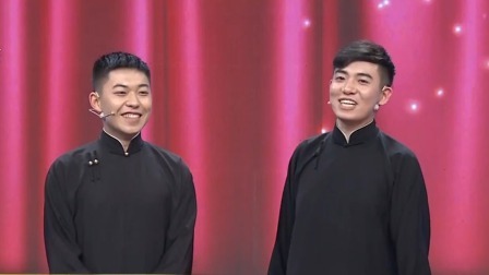 方佳炜霍星晨带来相声表演，全新演绎《农夫与蛇》