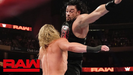 WWE RAW 2019 【RAW 08/19】罗门伦斯出其不意释放飞冲肩