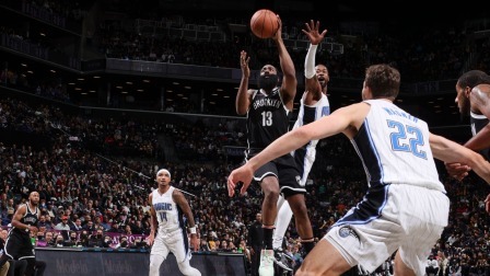 2021-2022赛季NBA集锦 NBA-哈登36+10+8 米尔斯22分 篮网逆转险胜魔术