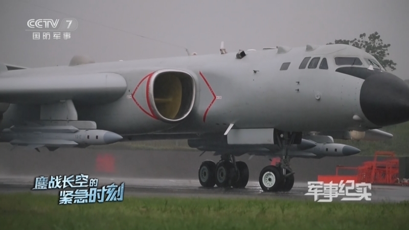 军事纪实 《军事纪实》 20231012 鏖战长空的紧急时刻