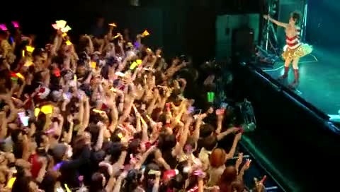 IU kiss&cry Special LIVE 2010～Kiss me～演唱会-平野绫