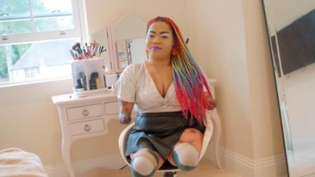 半岛奇闻 少女患病四肢截瘫 如今却有上万粉丝追随
