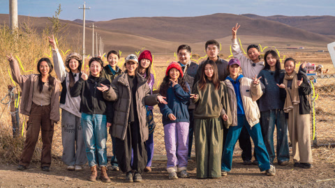 第39期 单霁翔版打招呼爆笑了 搞笑女留守小牛争抢奶瓶