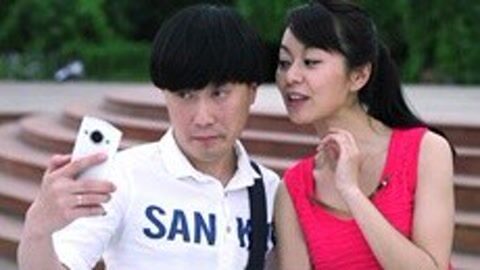 陈翔六点半 屌丝男神遇舞女郎遭冷漠