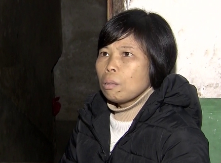 寻情记 残疾女儿流浪长沙火车站