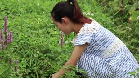 为啥说“男要俏一身皂，女要俏三分孝”