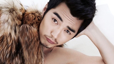 Cover star 男色诱惑！金世佳与萌猫嬉戏