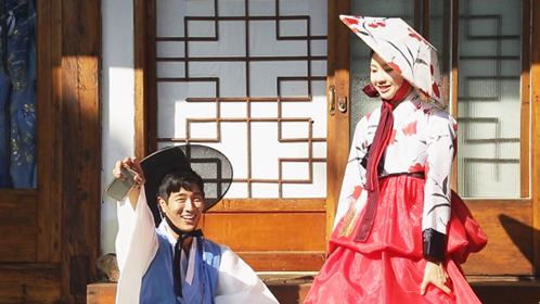 我们结婚了 憧憬夫妇上演《云画的月光》