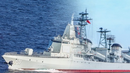 从国产第一代导弹驱逐舰到首艘万吨大驱 探访新老两代南昌舰