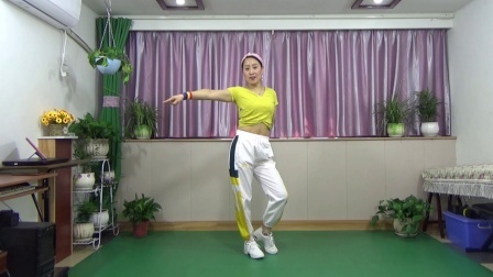 蓝莓思洁广场舞 快乐32步广场舞《小甜心》好听好看美美哒