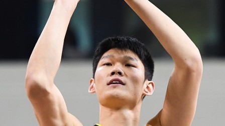 CBA 18/19赛季 广厦119-87狂胜八一，胡金秋26+13领衔7人上双